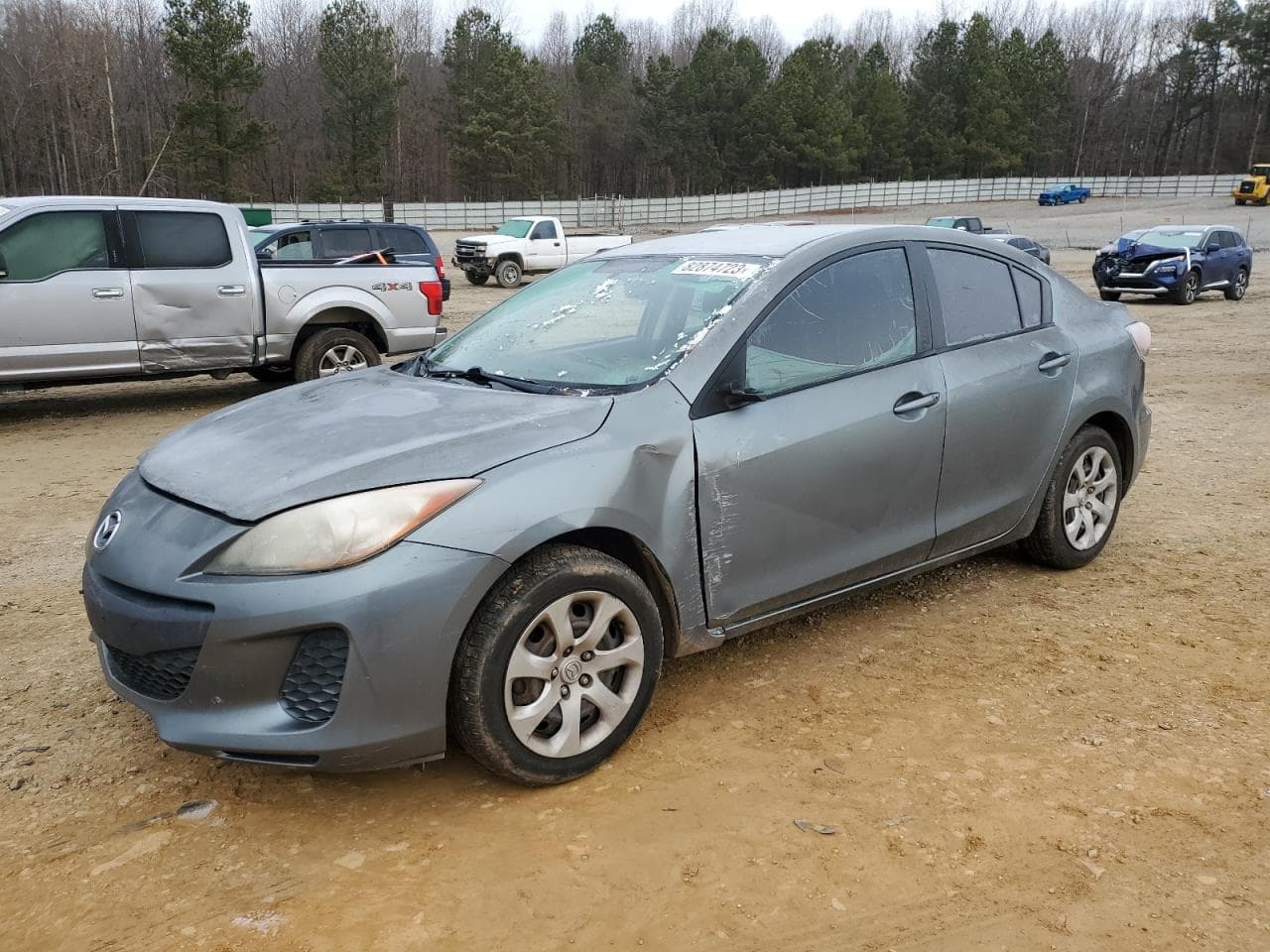MAZDA 3