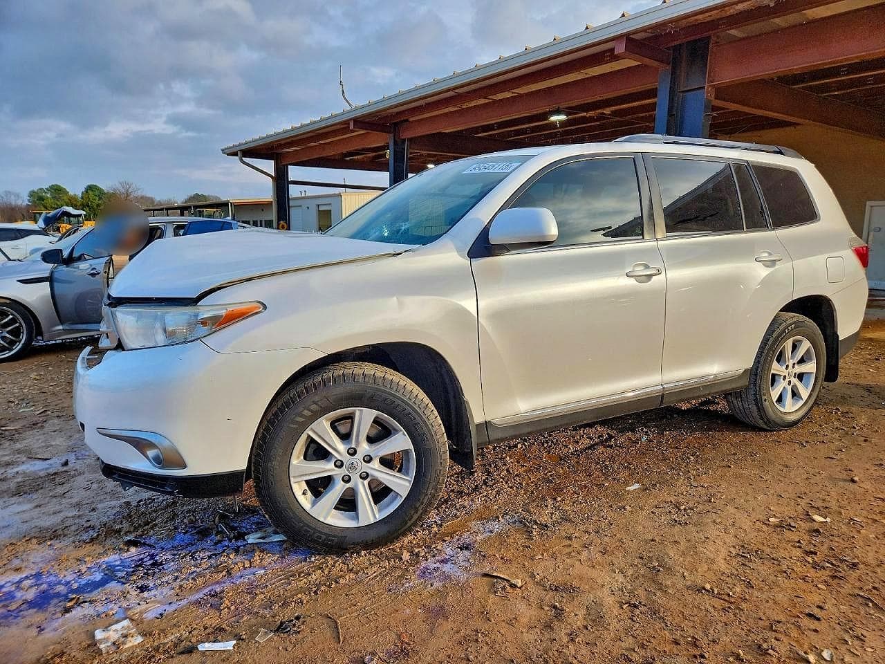 TOYOTA HIGHLANDER