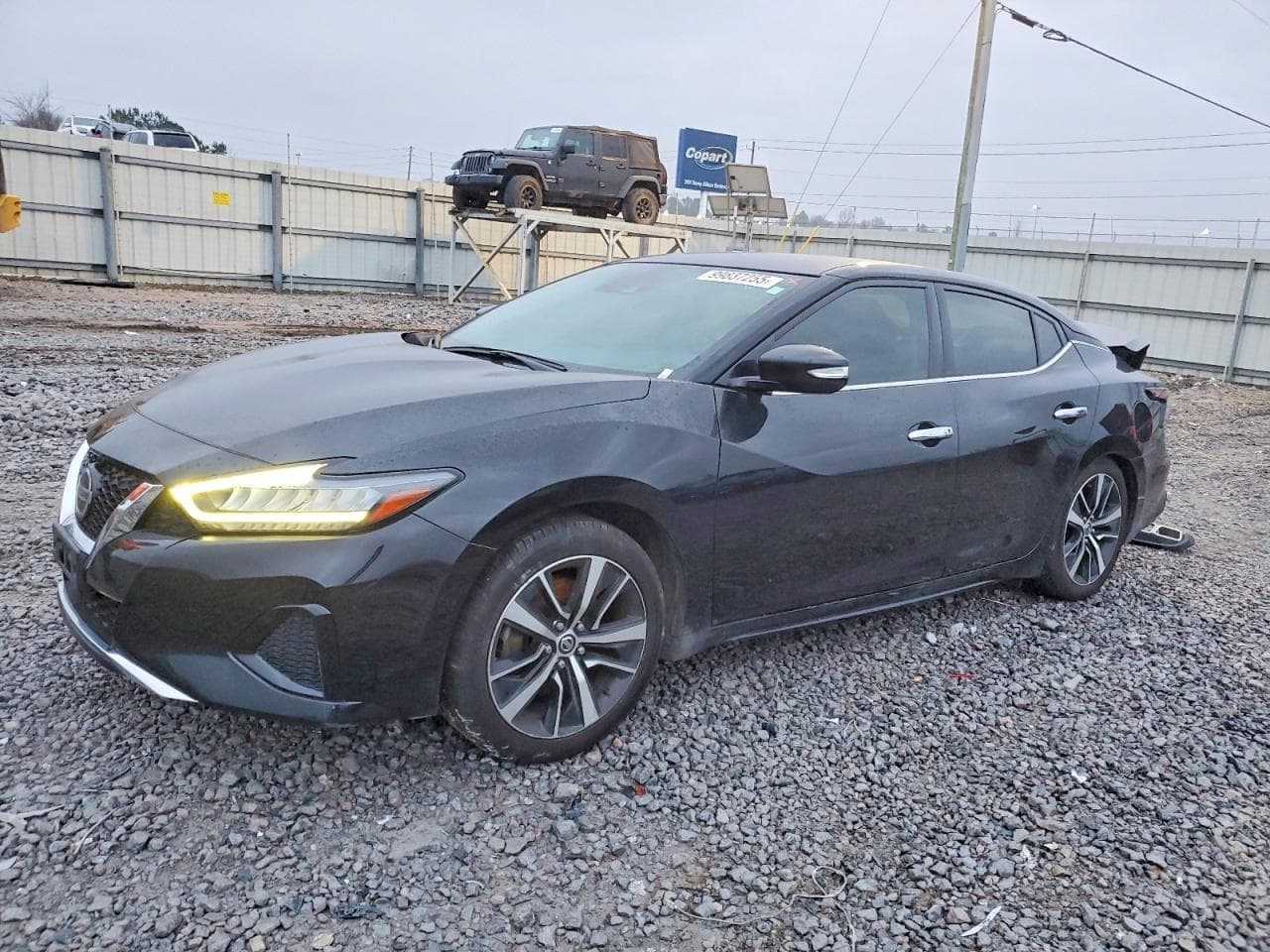 NISSAN MAXIMA