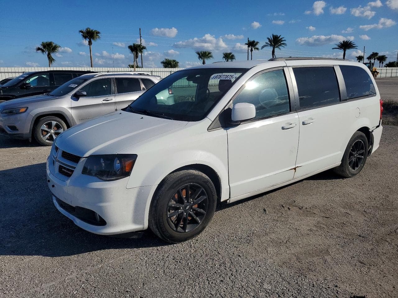 DODGE CARAVAN