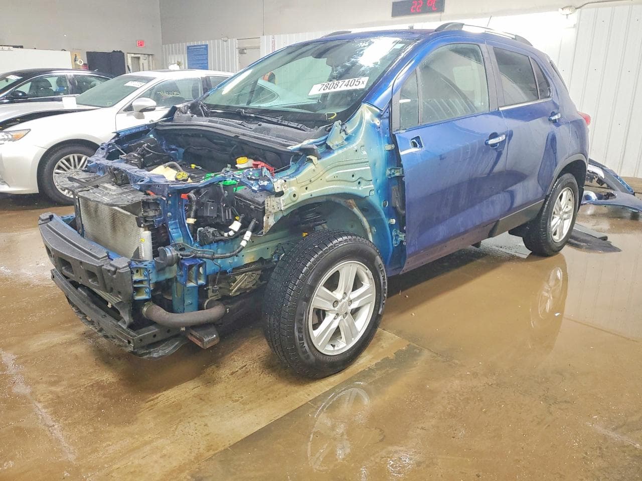CHEVROLET TRAX