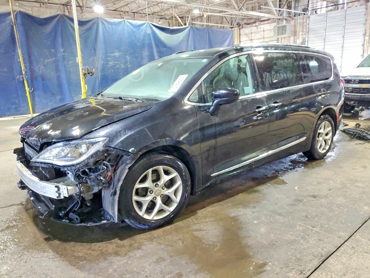 CHRYSLER PACIFICA