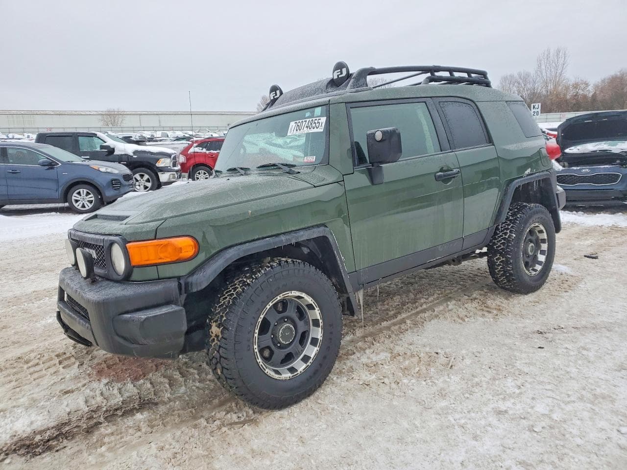TOYOTA FJ CRUISER