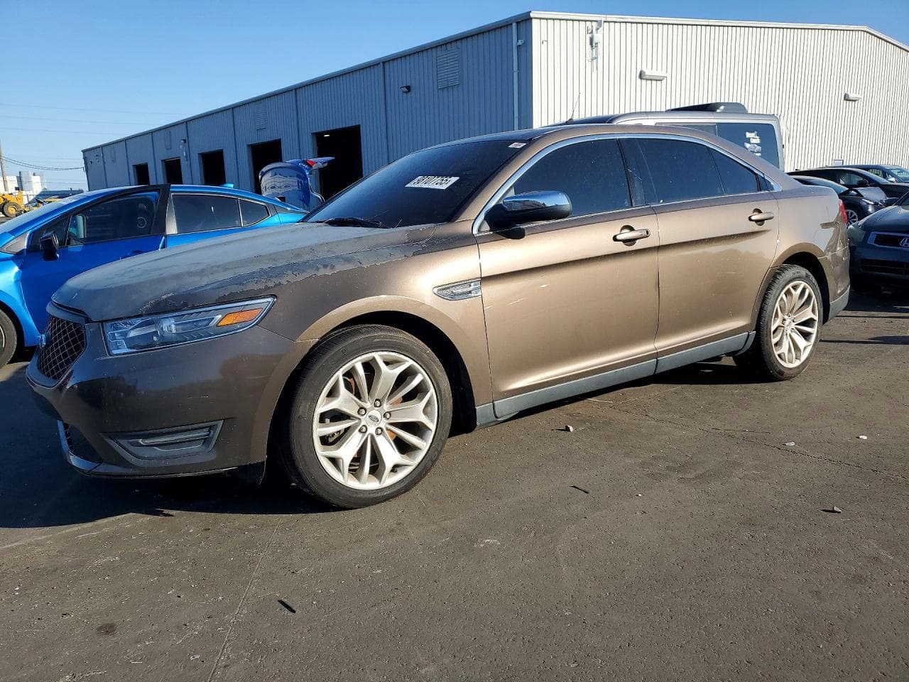 FORD TAURUS