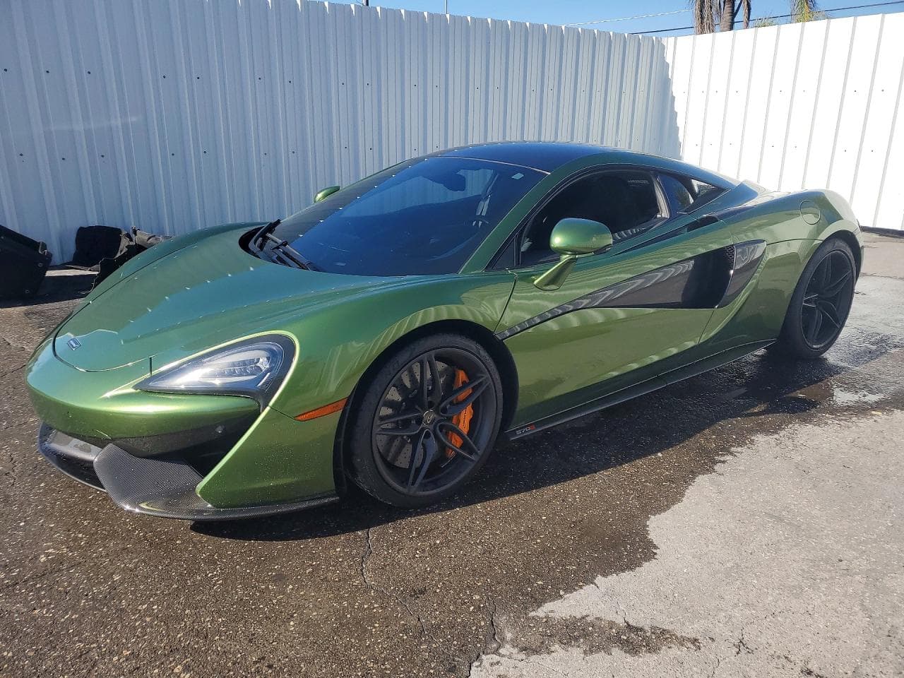 2017 MCLAREN AUTOMOTIVE 570S