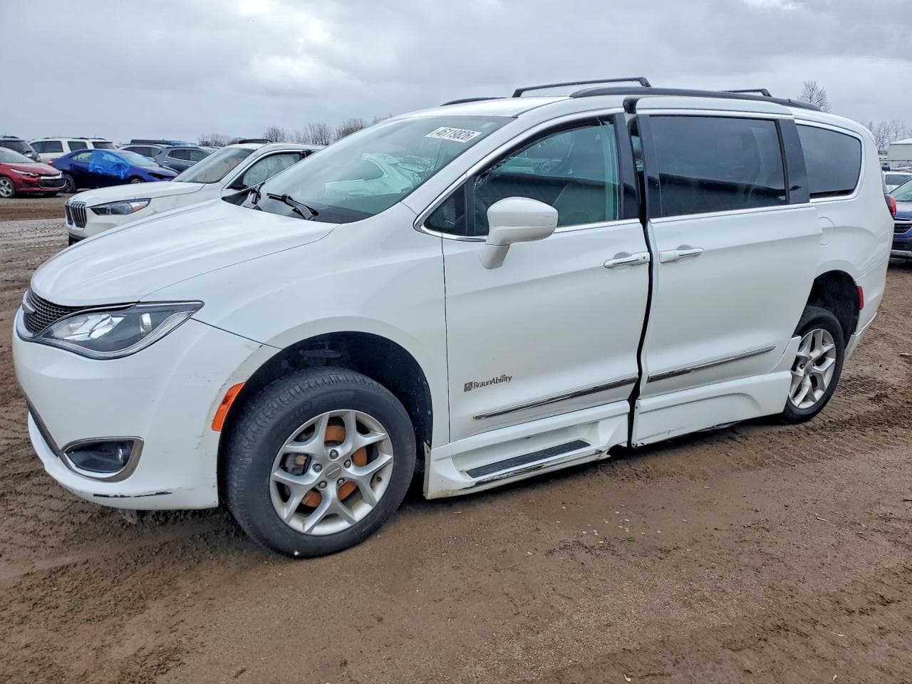 CHRYSLER PACIFICA