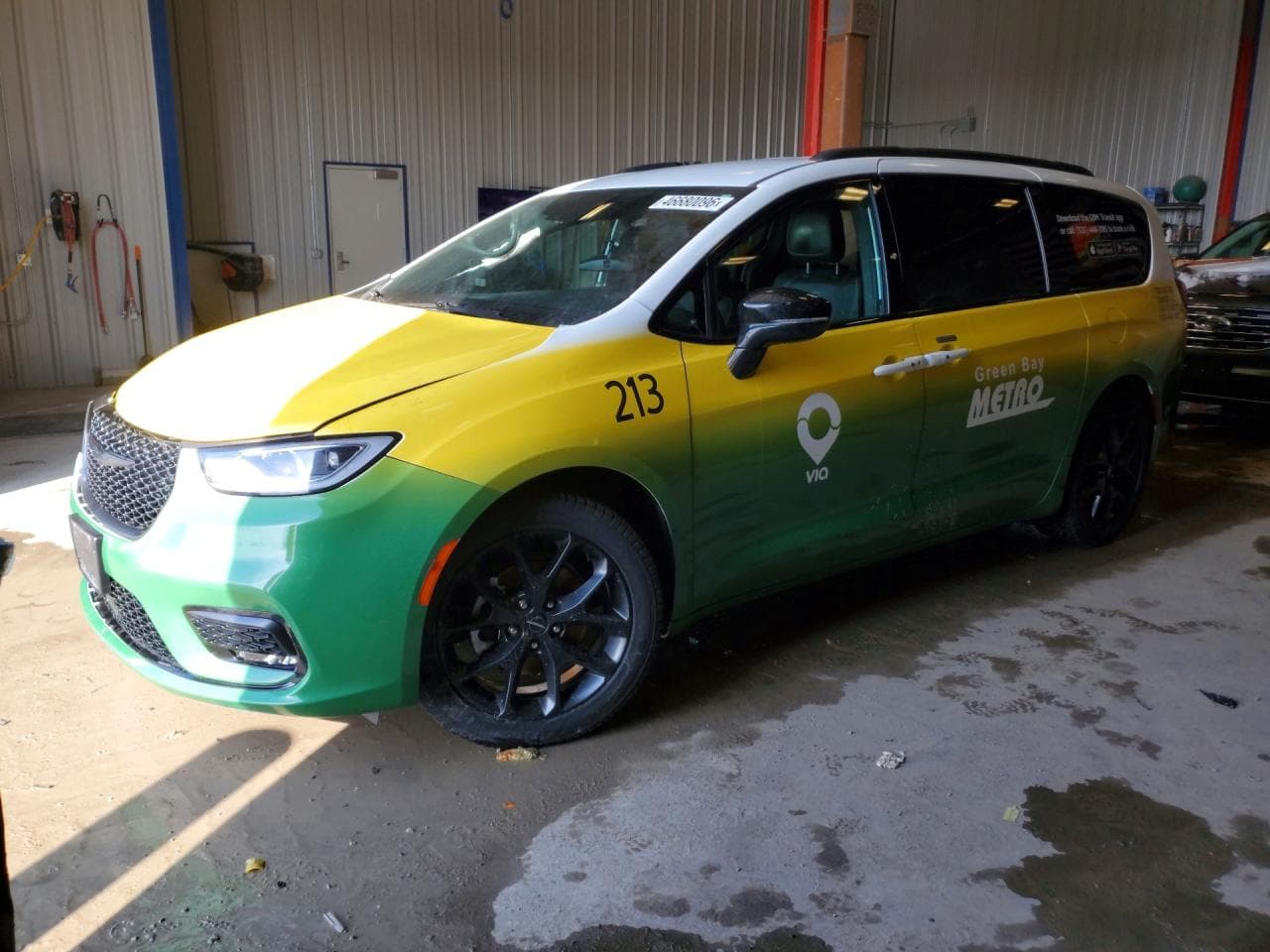 CHRYSLER PACIFICA