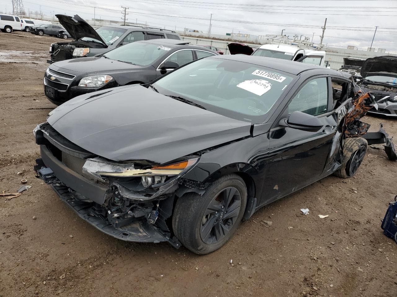 HYUNDAI ELANTRA