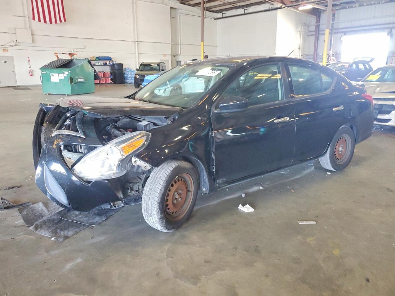 NISSAN VERSA
