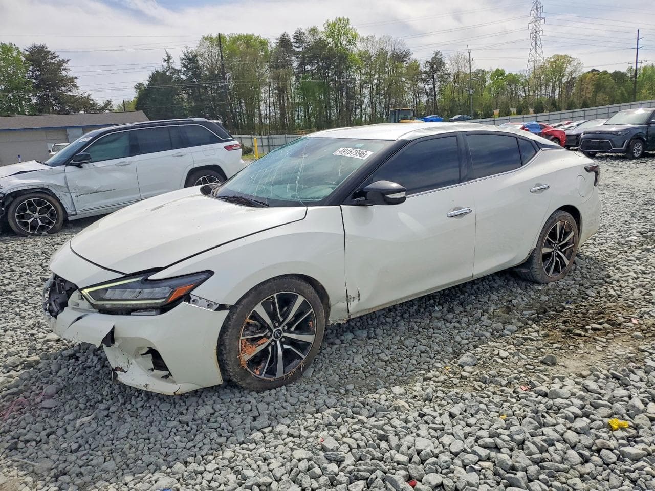 NISSAN MAXIMA