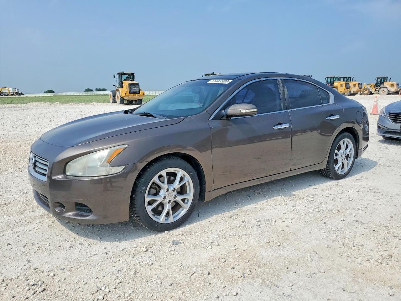 NISSAN MAXIMA