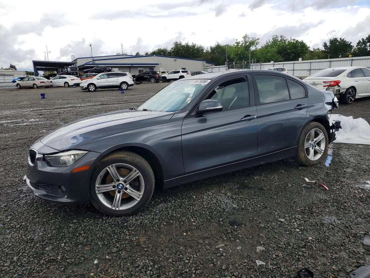 BMW 320