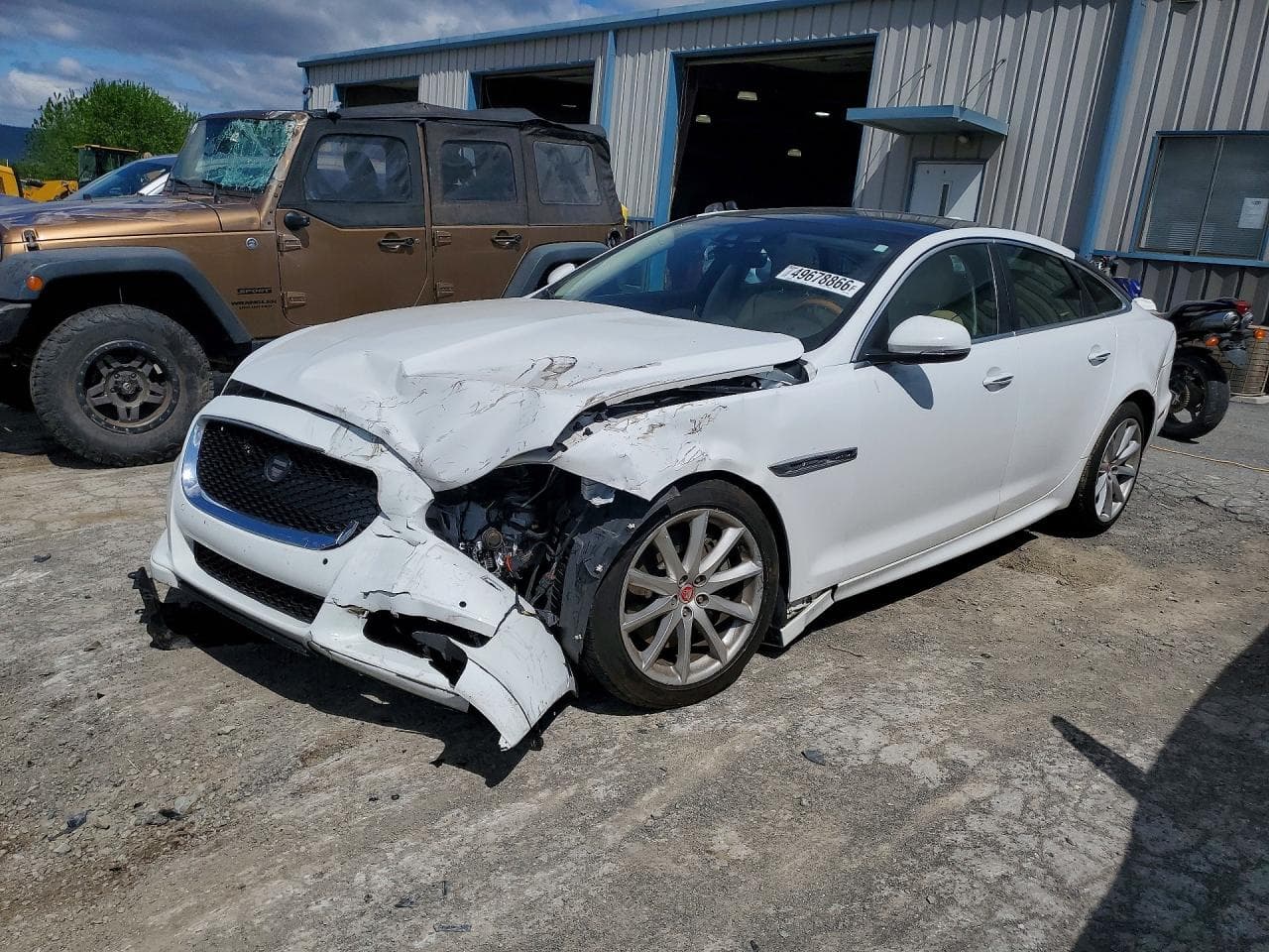 JAGUAR XJ