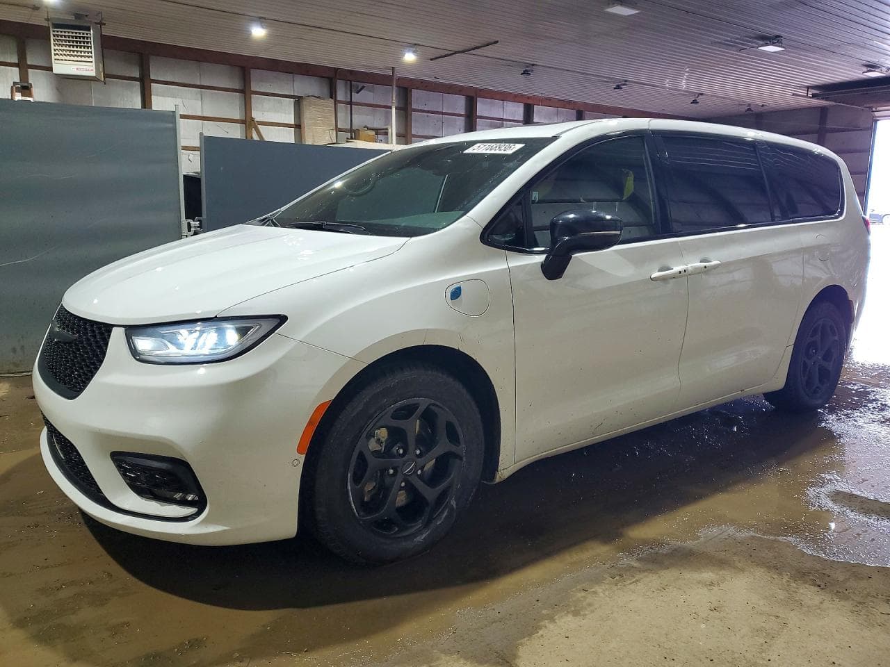 CHRYSLER PACIFICA