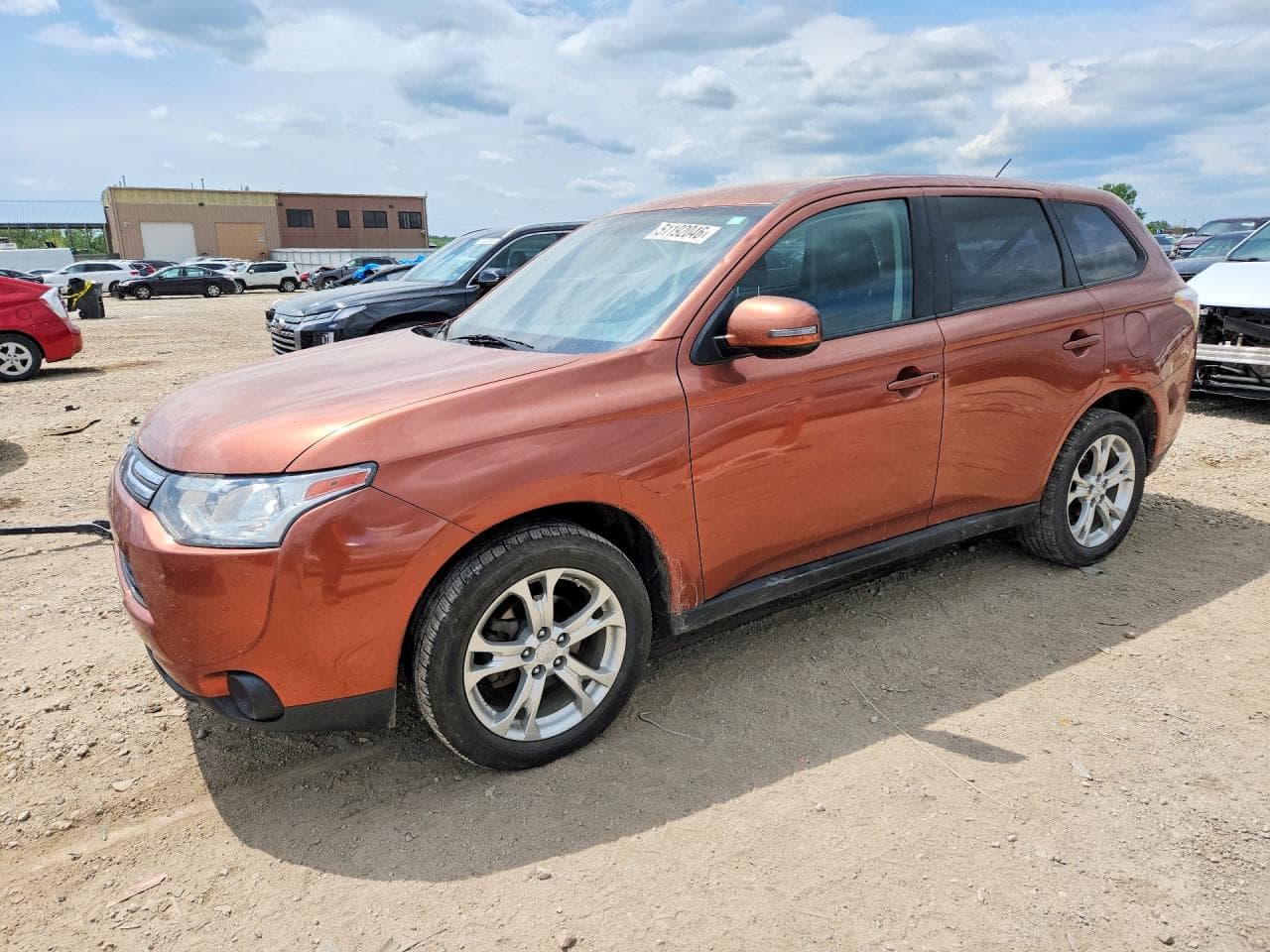 MITSUBISHI OUTLANDER