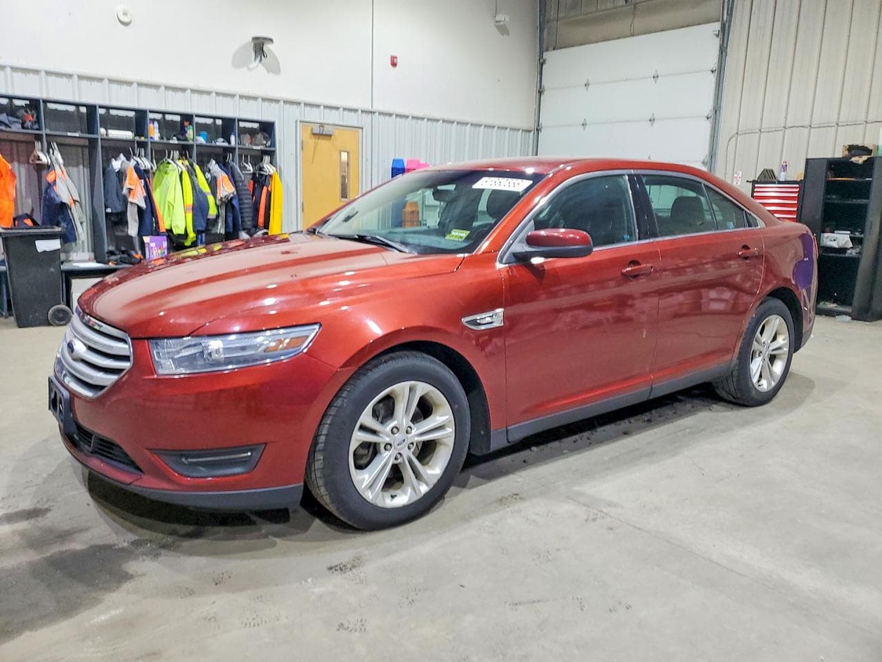 FORD TAURUS