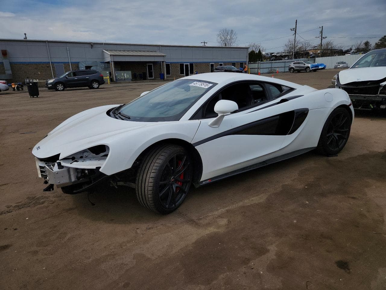 2017 MCLAREN AUTOMOTIVE 570S