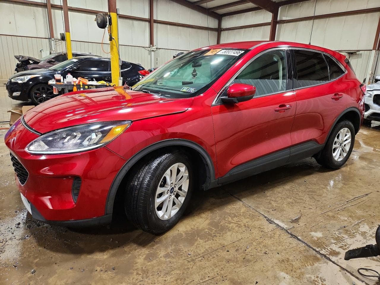 FORD ESCAPE