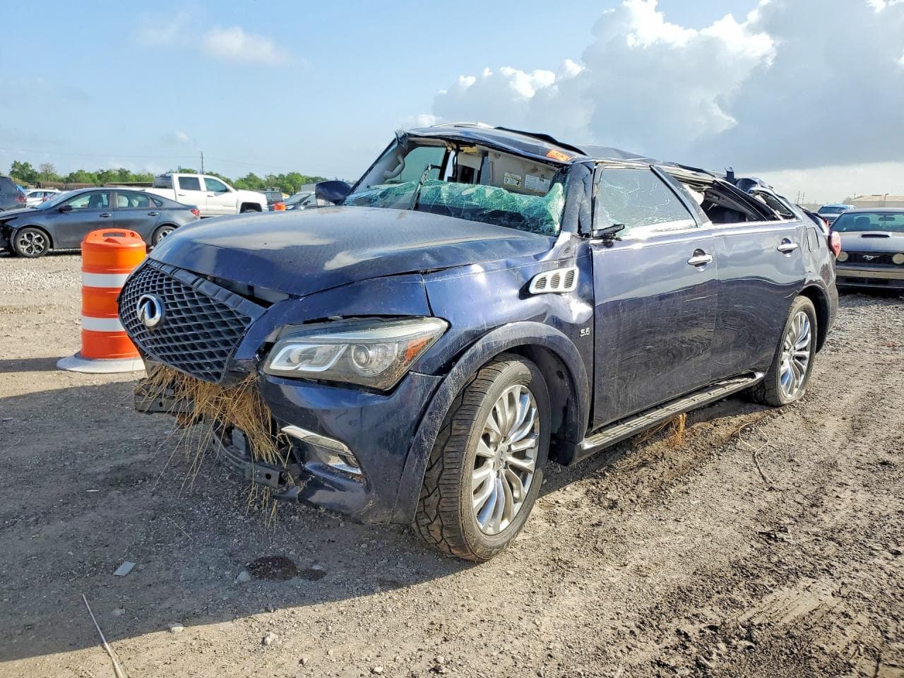 INFINITI QX80