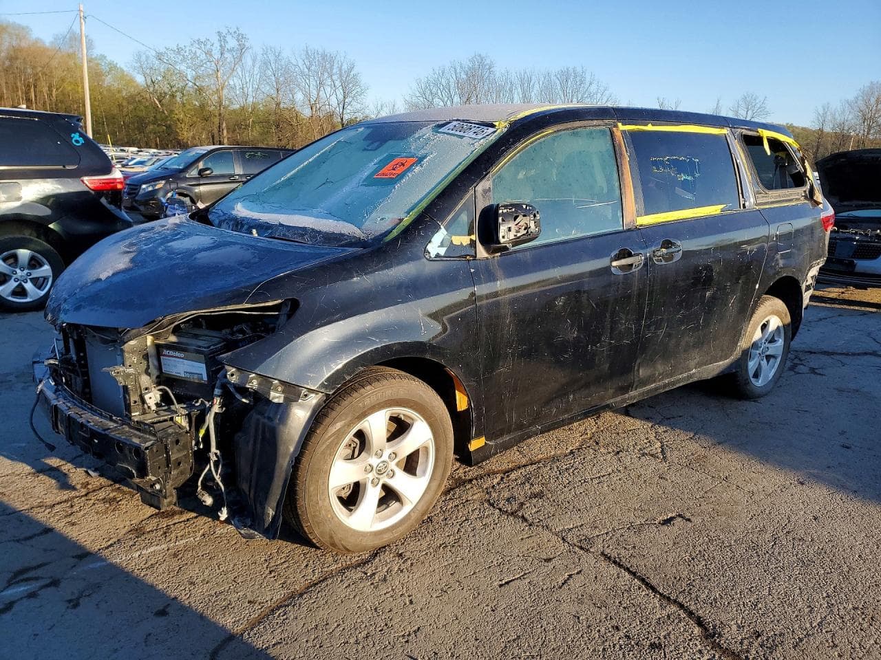 TOYOTA SIENNA