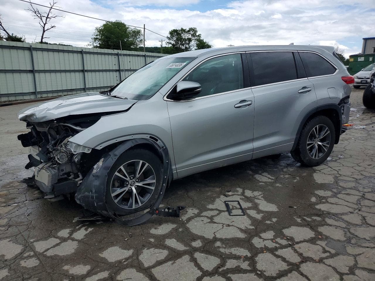 TOYOTA HIGHLANDER