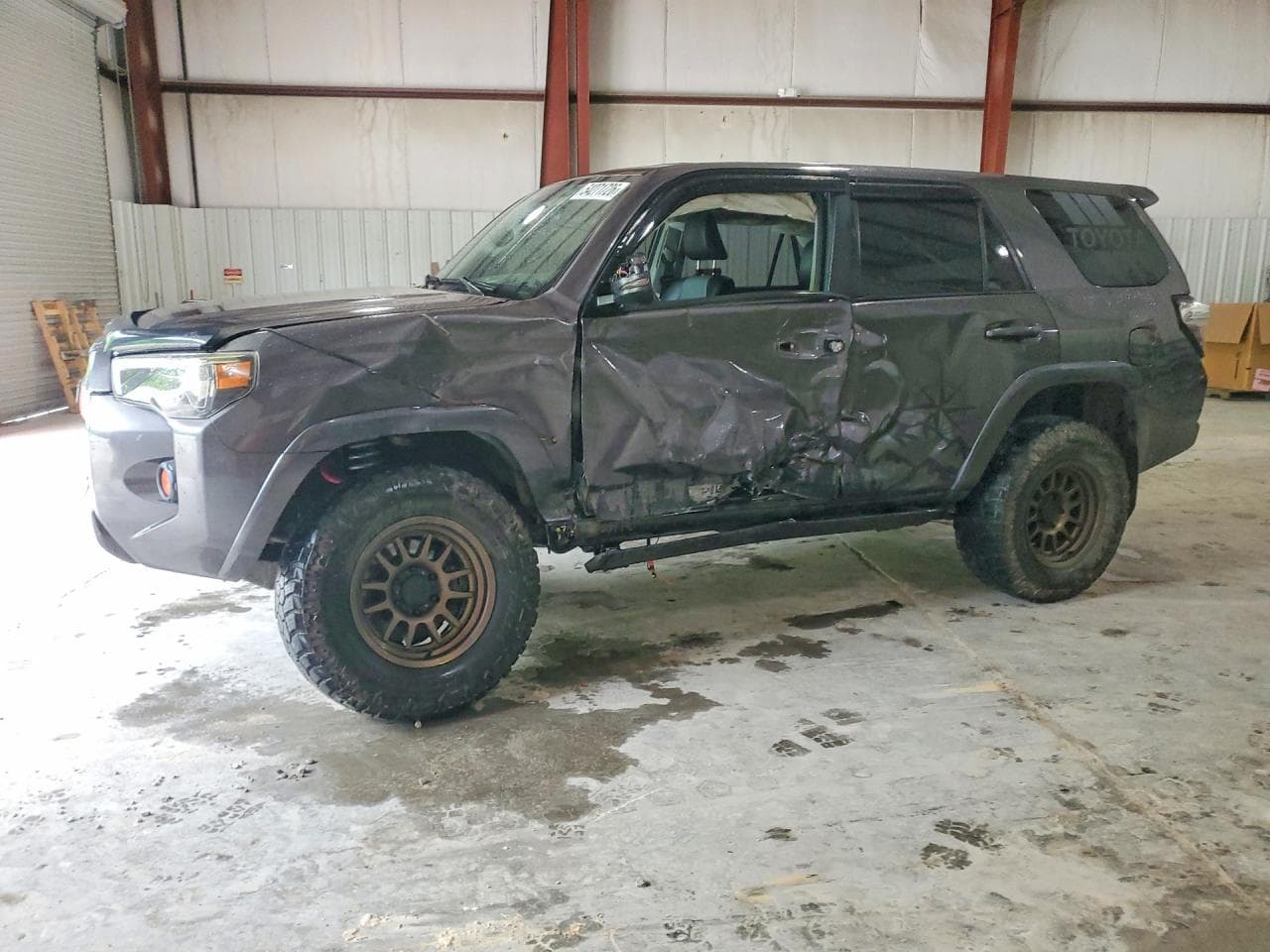 TOYOTA 4RUNNER