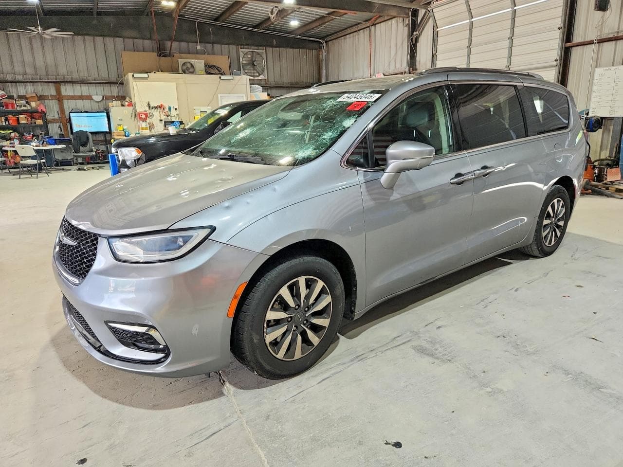 CHRYSLER PACIFICA