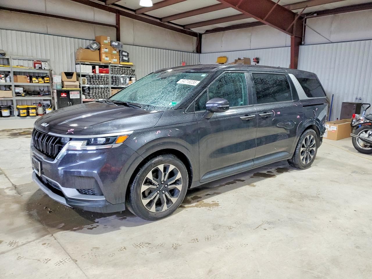 KIA CARNIVAL