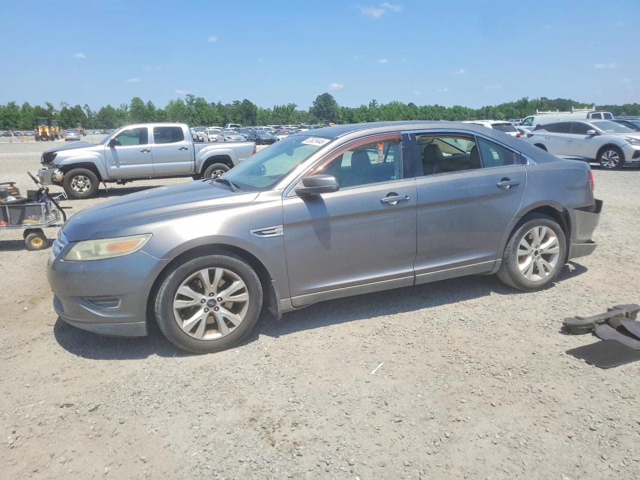 FORD TAURUS