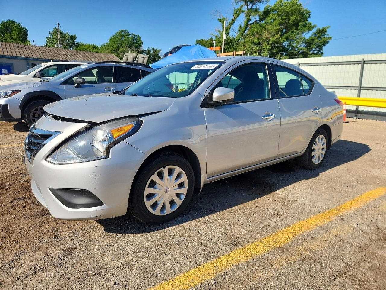 NISSAN VERSA