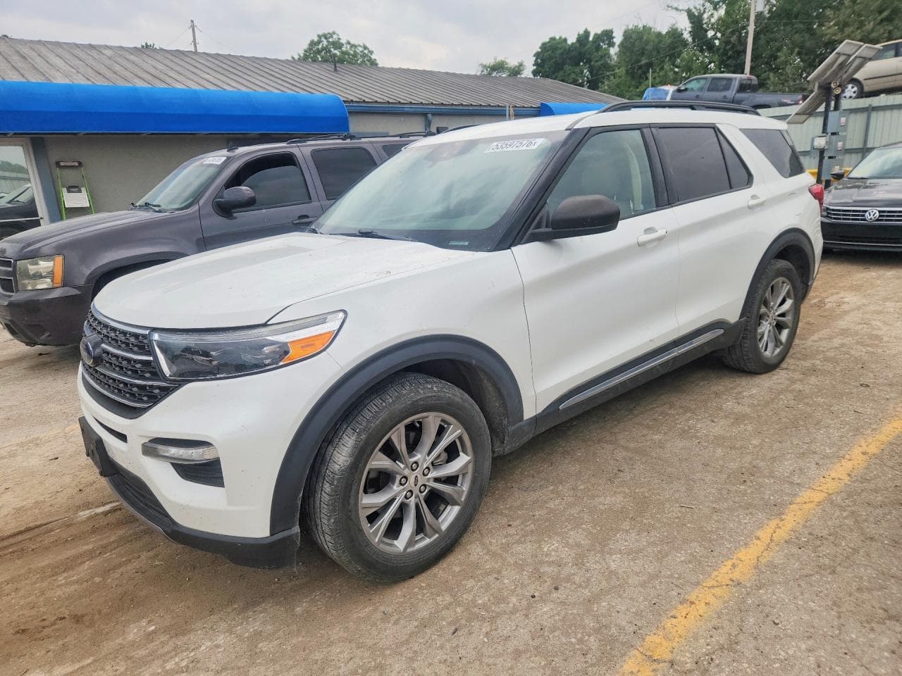 FORD EXPLORER