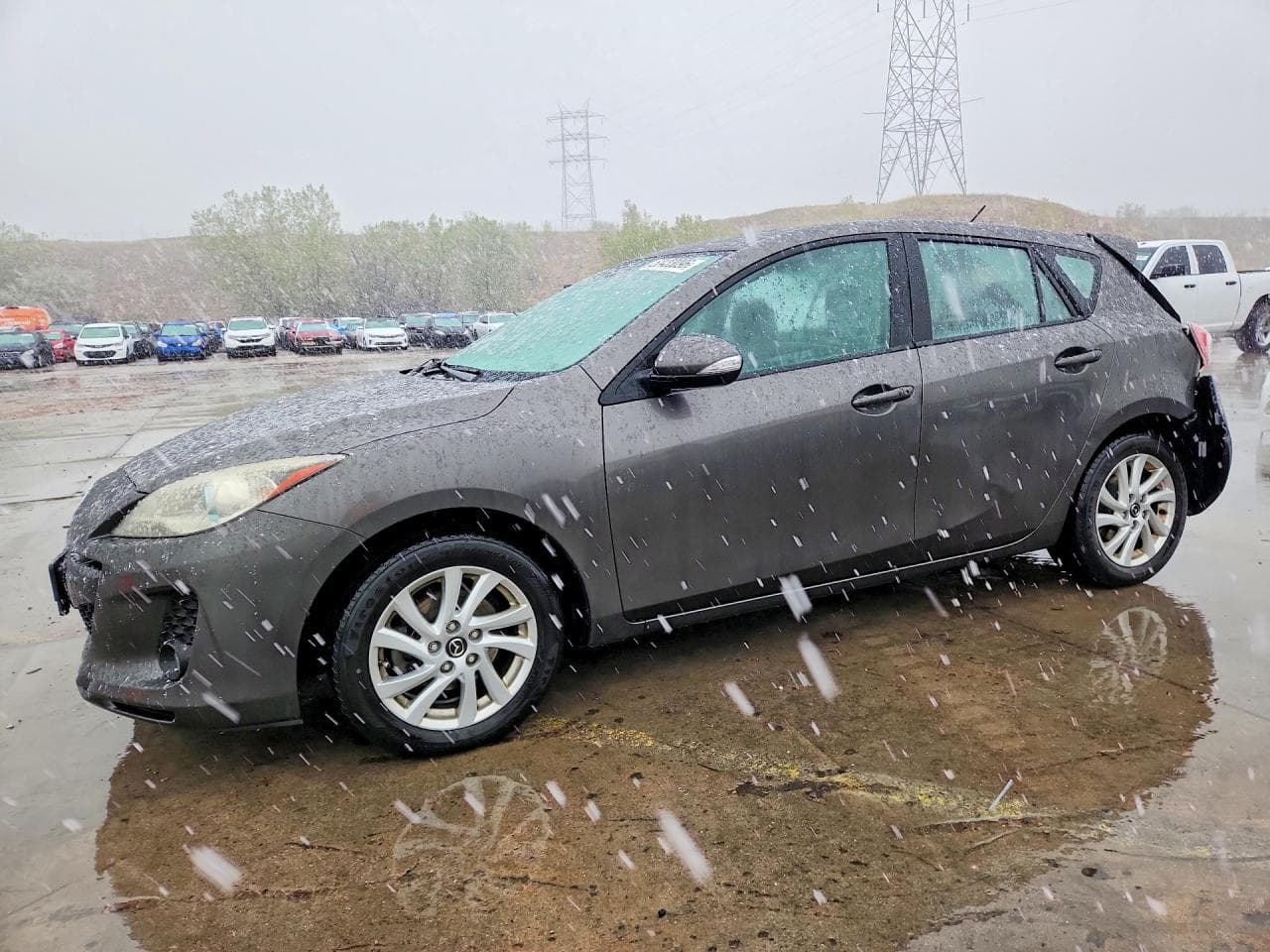 MAZDA 3