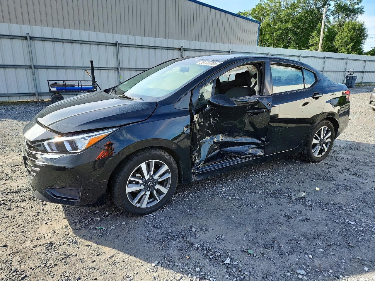 NISSAN VERSA