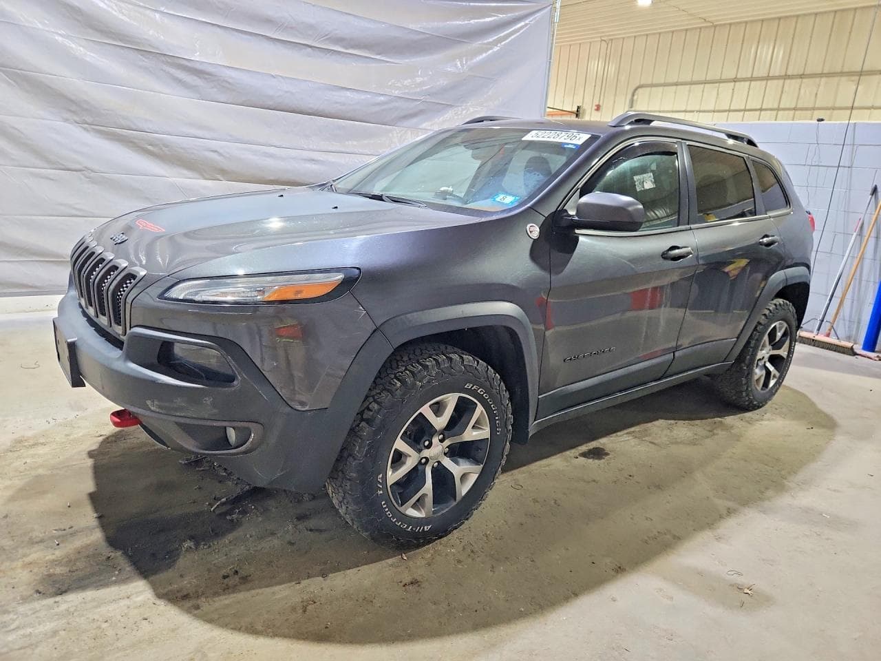 JEEP CHEROKEE