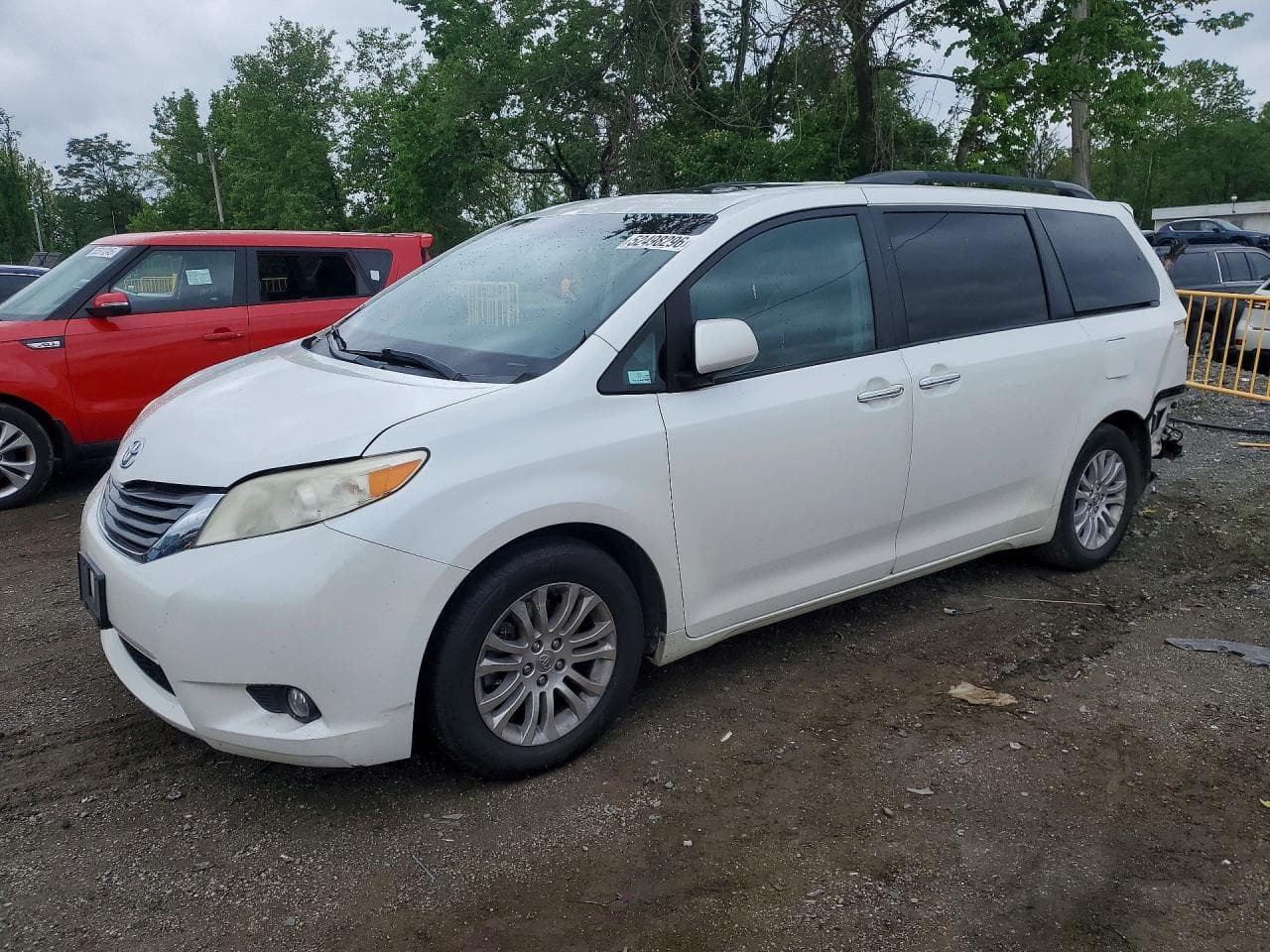 TOYOTA SIENNA