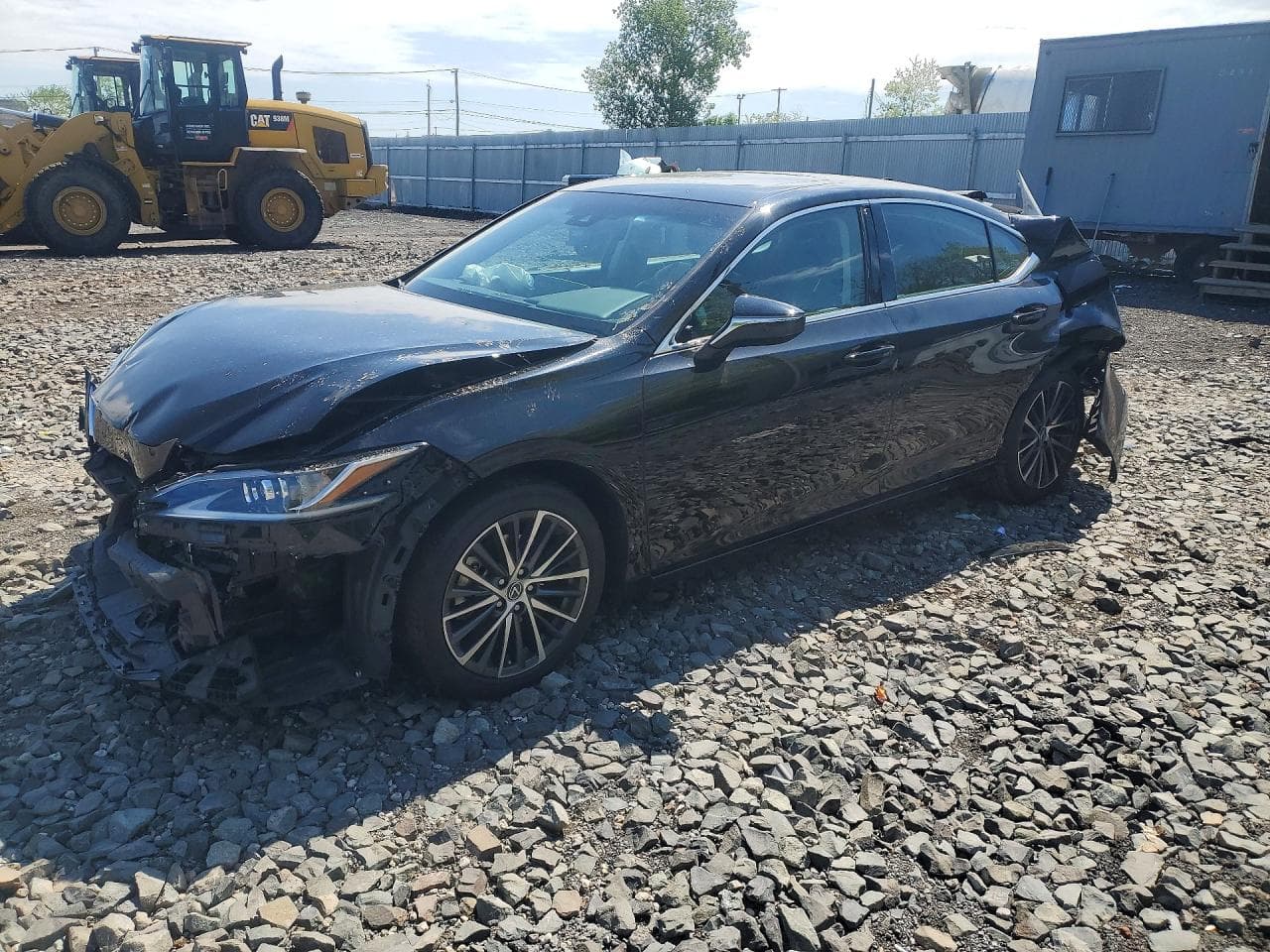 2023 LEXUS ES300