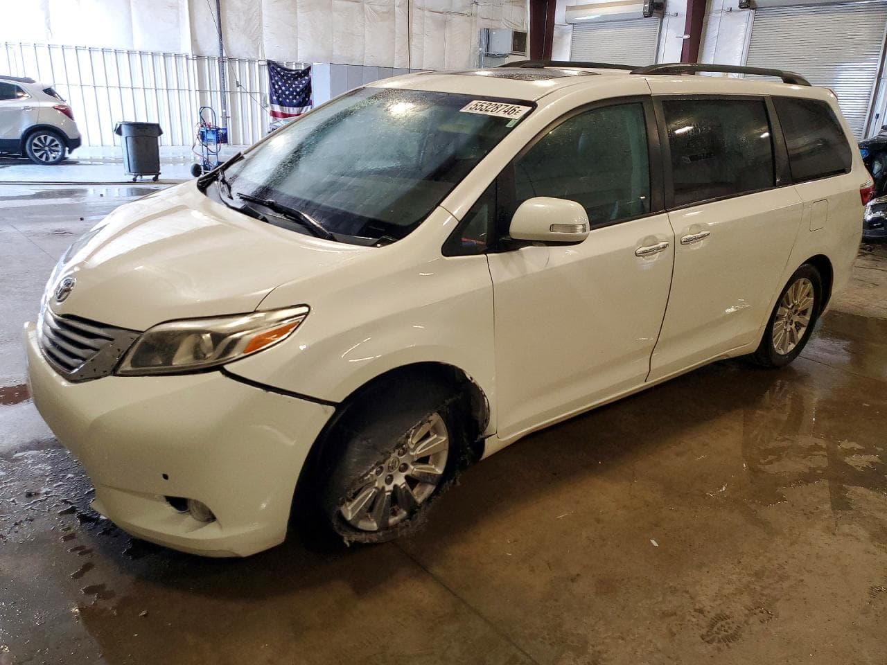 TOYOTA SIENNA