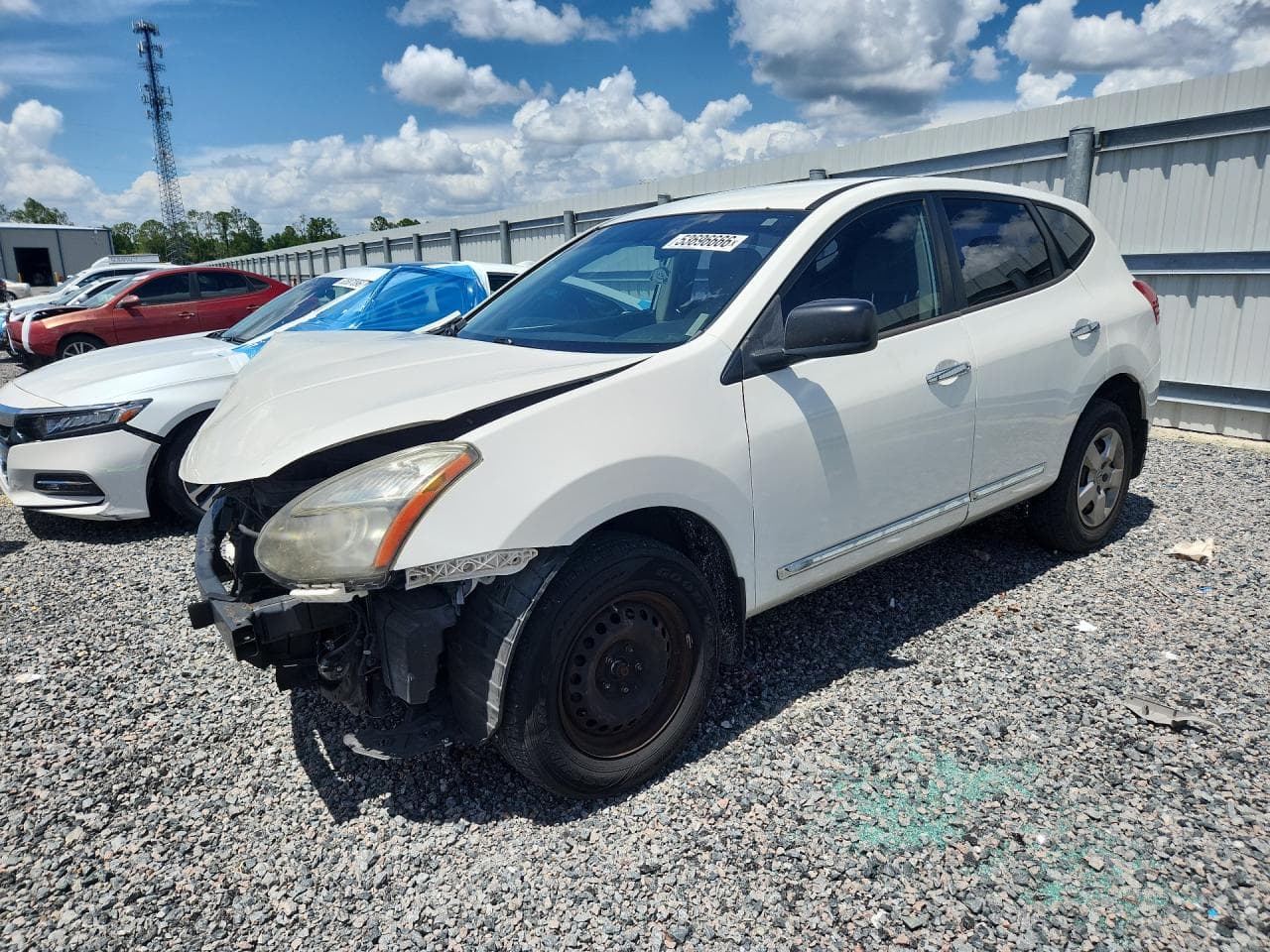 2015 NISSAN ROGUE S