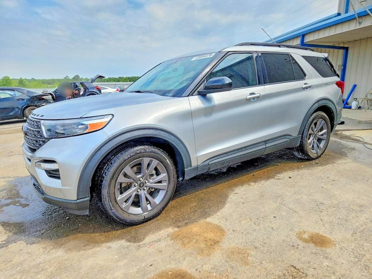 FORD EXPLORER
