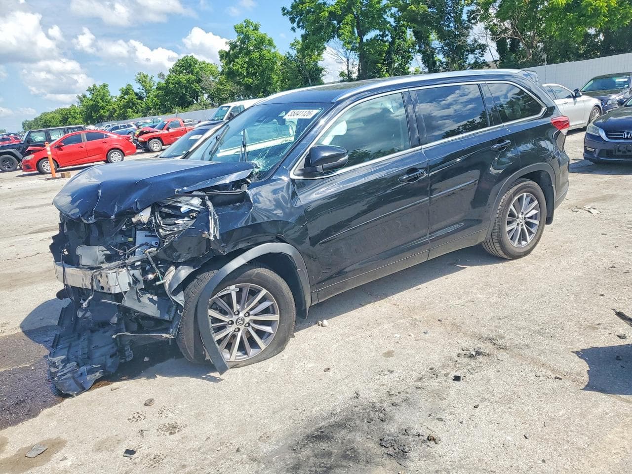 TOYOTA HIGHLANDER