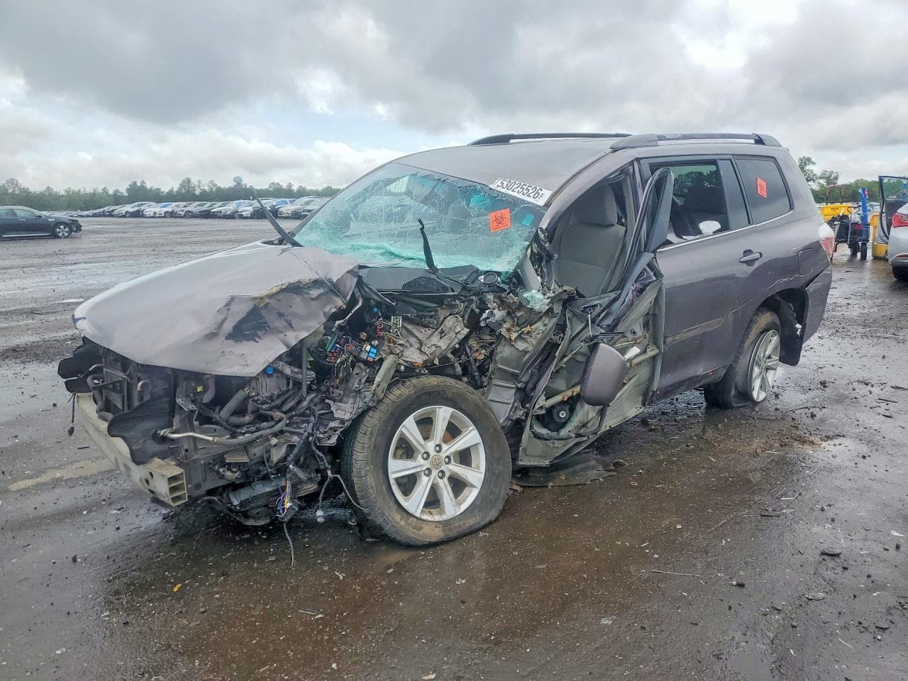 TOYOTA HIGHLANDER