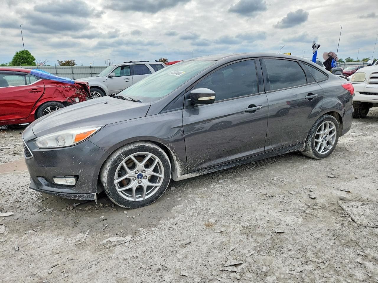 FORD FOCUS