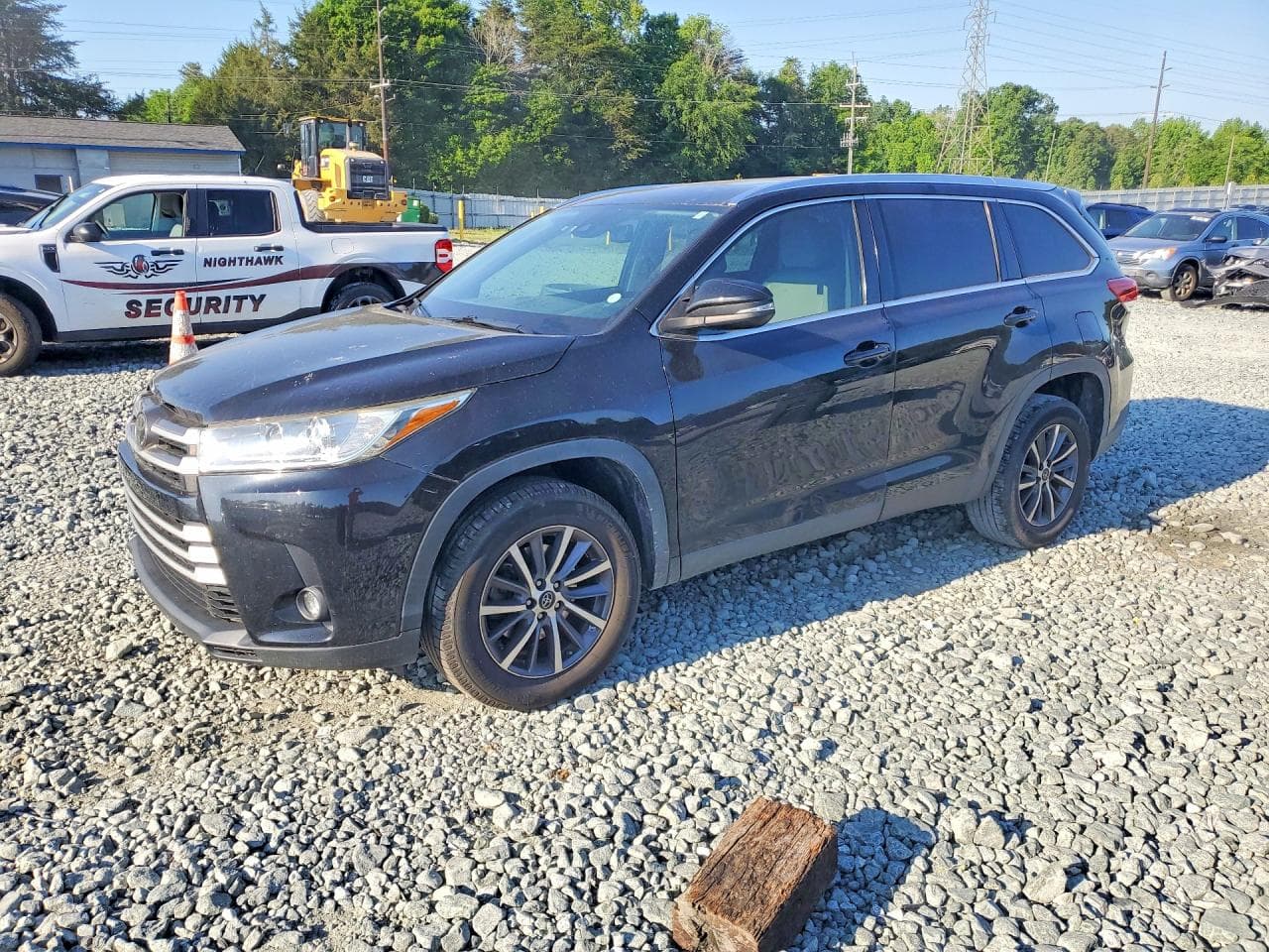 TOYOTA HIGHLANDER