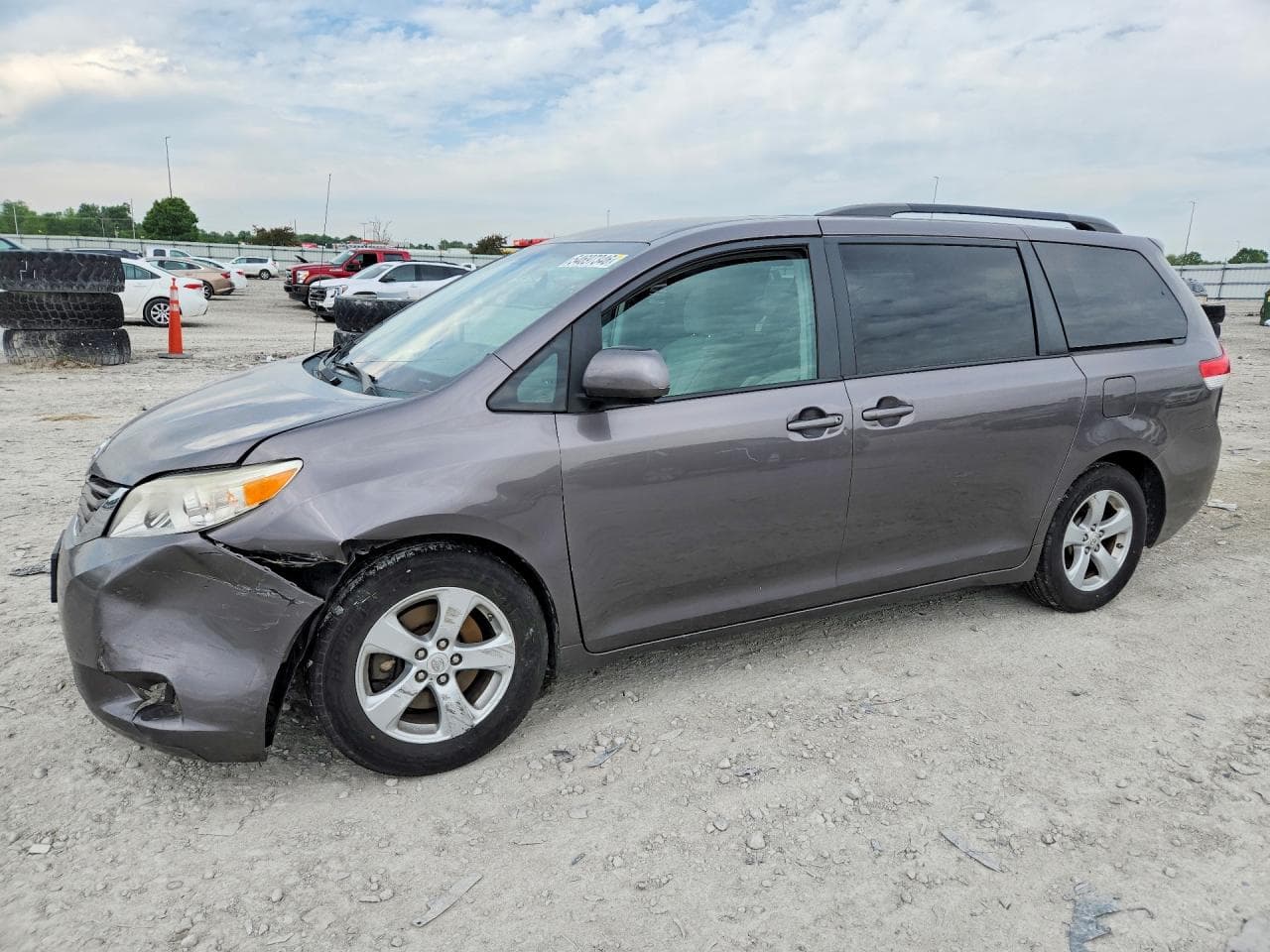 TOYOTA SIENNA