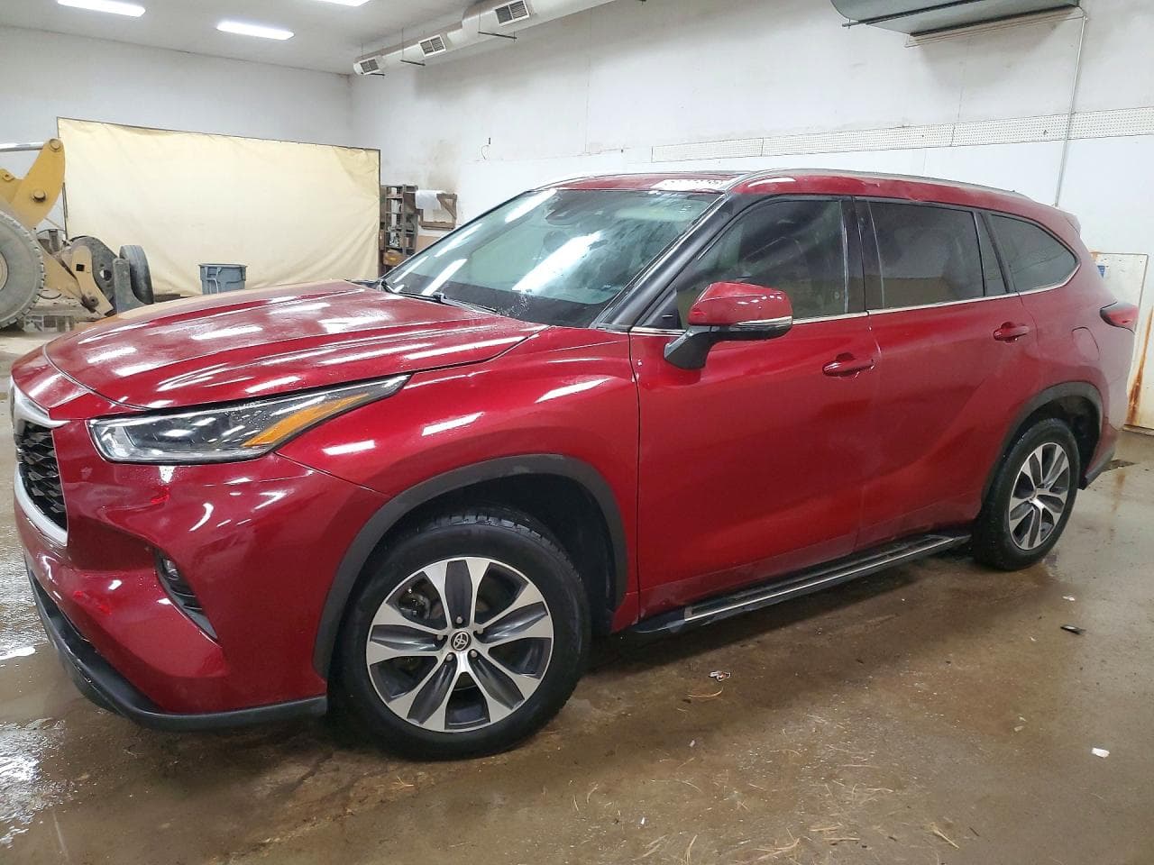 TOYOTA HIGHLANDER