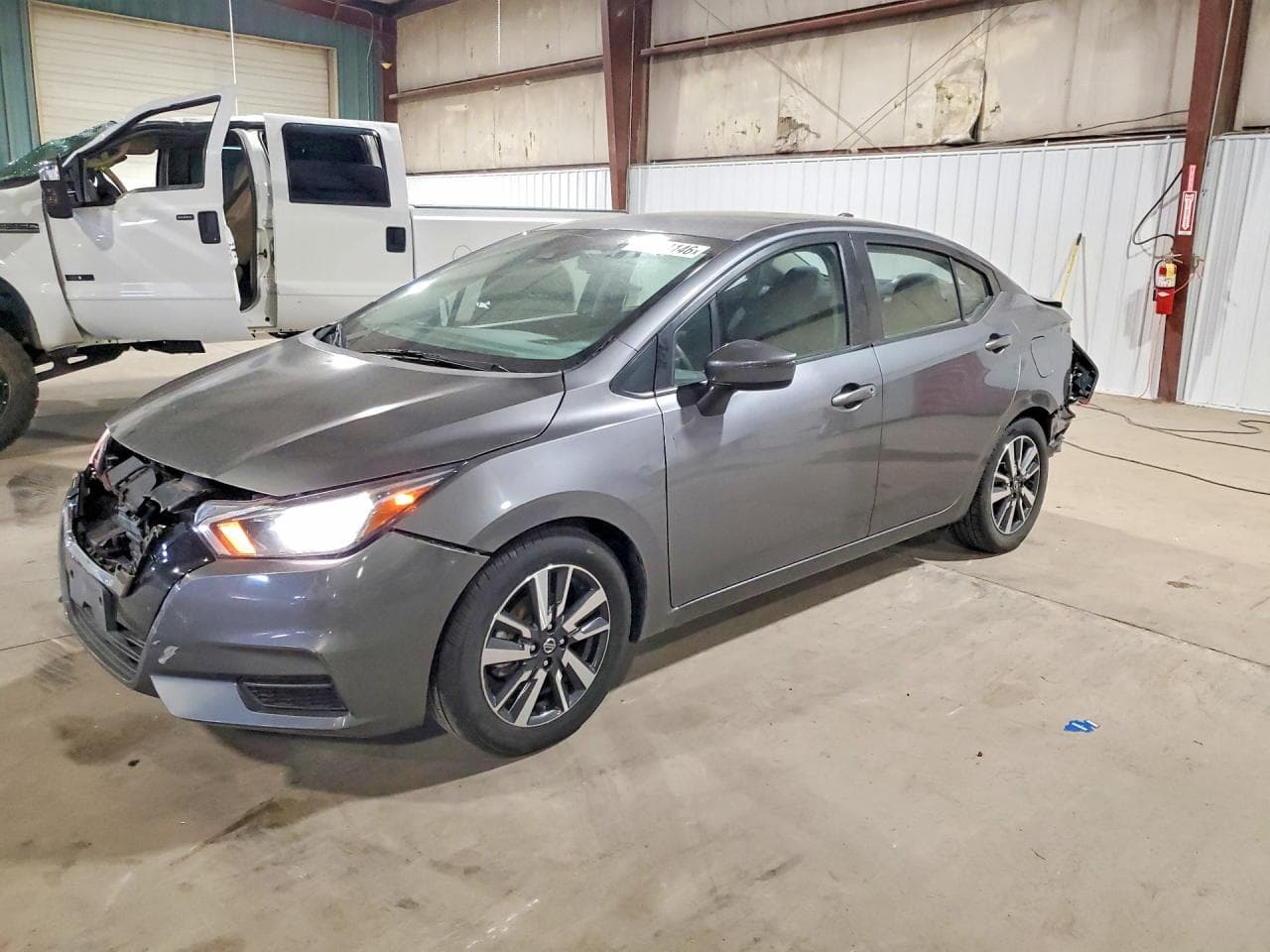 NISSAN VERSA