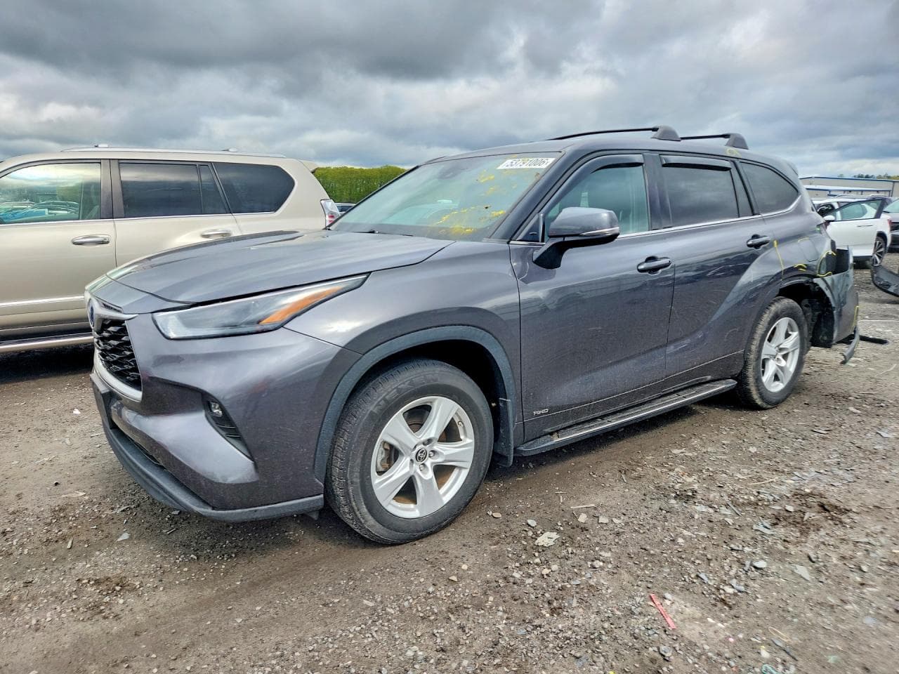 TOYOTA HIGHLANDER