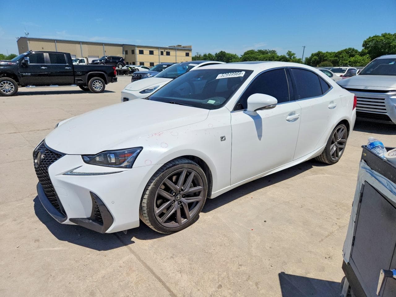 LEXUS IS