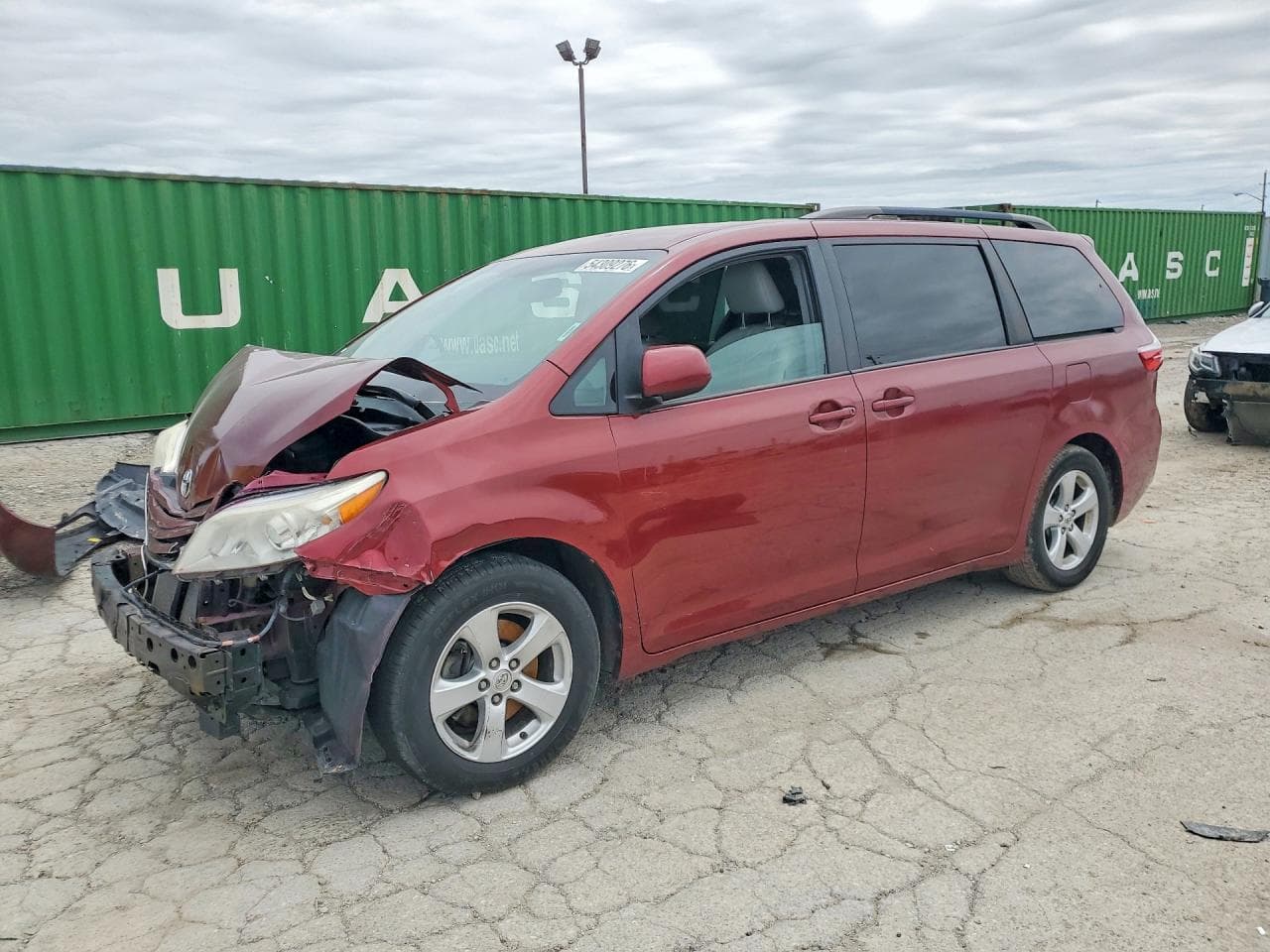 TOYOTA SIENNA
