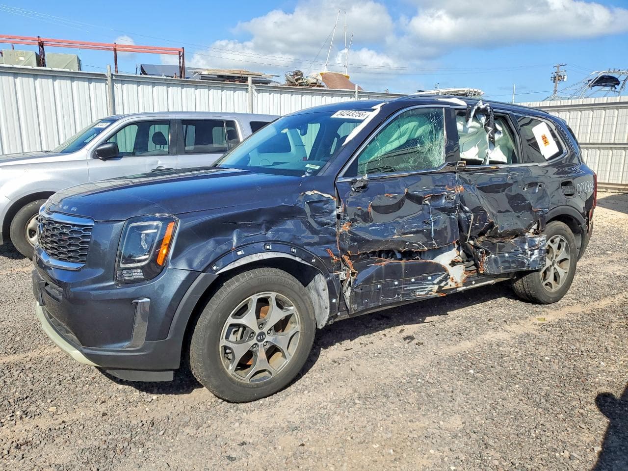 KIA TELLURIDE